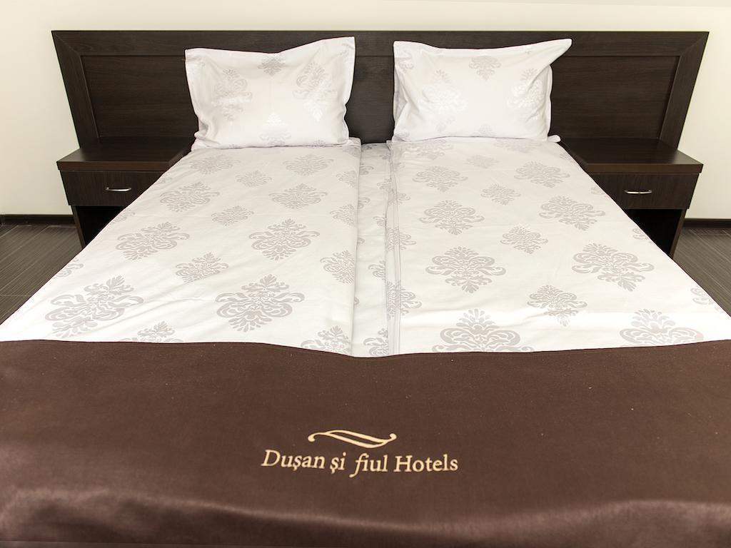 Hotel Dusan Si Fiul Resita Nord Δωμάτιο φωτογραφία